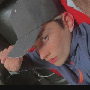 Meet your Posher, Alex